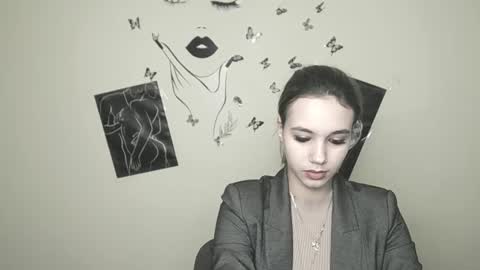 Stacy online show from January 2025 01:16:02 PM