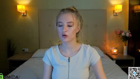 Stacy Mon Tue Wed Thu Fri Sun GMT GMT 3 1000am - 0400pm  online show from November 2025 09:21:01 AM