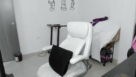 Zulma Yisset online show from March 2026 02:27:02 AM