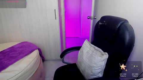 Stacy Conner online show from April 2026 10:18:01 PM