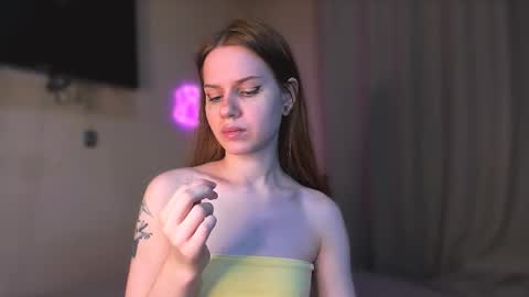 stacyloveforu online show from September 2025 11:26:02 PM