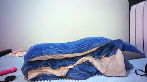 Stacysweet chocolate online show from November 2025 04:18:02 PM