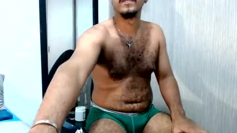 Snapshot of stanley_miller chatting on July 2026 01:12:02 AM stanley_miller online show from July 2026 01:12:02 AM