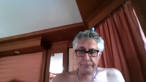 Snapshot of star0806666a chatting on February 2025 07:40:02 AM star0806666a online show from February 2025 07:40:02 AM