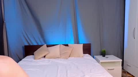 Snapshot of star_madison chatting on November 2025 07:25:02 PM Madison online show from November 2025 07:25:02 PM