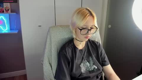 Snapshot of starelli chatting on May 2026 08:36:02 PM Kate online show from May 2026 08:36:02 PM