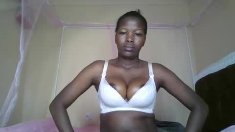 Snapshot of staria_diva chatting on November 2025 09:41:01 AM staria_diva online show from November 2025 09:41:01 AM