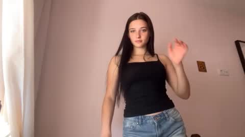 Lola online show from July 2026 10:18:02 AM