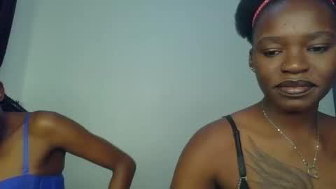 Snapshot of starlight_c chatting on November 2025 05:25:02 PM starlight_c online show from November 2025 05:25:02 PM