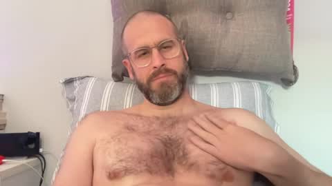 Snapshot of starrman99 chatting on May 2026 06:25:01 PM starrman99 online show from May 2026 06:25:01 PM