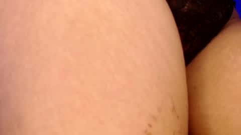      online show from November 2025 02:38:02 PM