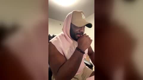 stayinalive1992 online show from March 2026 04:18:01 AM