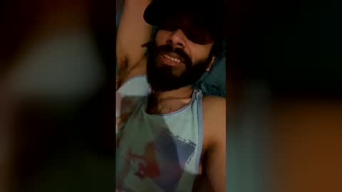 Snapshot of steelspirit chatting on March 2026 11:04:01 PM Lobo del Antiguo Oriente online show from March 2026 11:04:01 PM