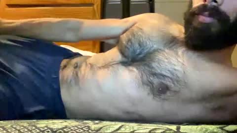 Snapshot of steelspirit chatting on April 2026 11:46:01 PM Lobo del Antiguo Oriente online show from April 2026 11:46:01 PM