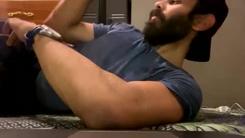 Snapshot of steelspirit chatting on April 2026 12:39:01 AM Lobo del Antiguo Oriente online show from April 2026 12:39:01 AM