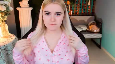 stef_nicks online show from February 2026 09:07:02 AM