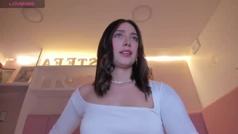 Stefa Gomez  online show from November 2025 11:29:01 AM