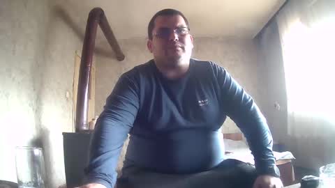 Stefan online show from November 2025 12:04:01 PM