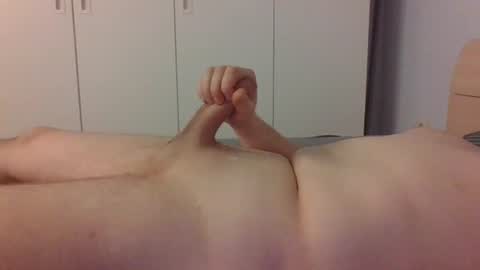 Snapshot of stefan951753 chatting on June 2026 11:09:02 PM stefan951753 online show from June 2026 11:09:02 PM