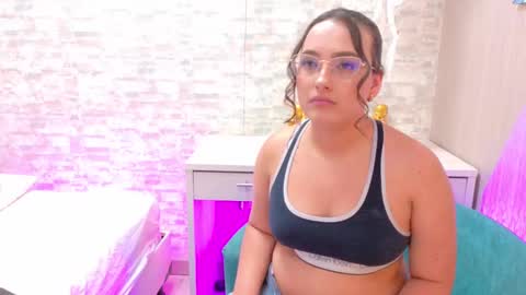Snapshot of stefannyrivas chatting on September 2025 07:52:01 PM Stefanny online show from September 2025 07:52:01 PM