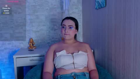 Snapshot of stefannyrivas chatting on October 2025 08:09:02 PM Stefanny online show from October 2025 08:09:02 PM