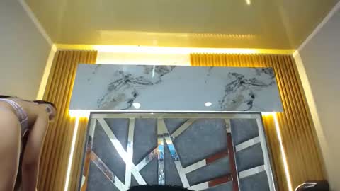 Stefan online show from December 2025 06:08:02 AM