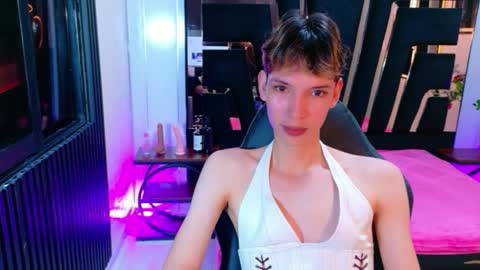 stefany piink online show from April 2026 01:41:01 PM