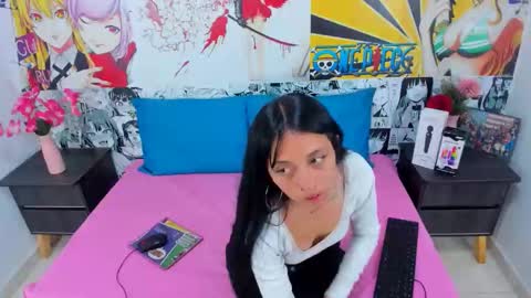 Snapshot of stefany_sweety chatting on November 2025 04:25:02 AM --Estefay-- online show from November 2025 04:25:02 AM