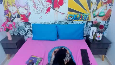 --Estefay-- online show from December 2025 03:05:01 AM