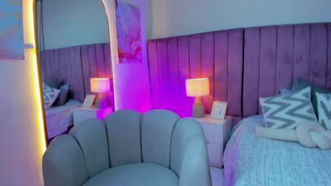 STEFANY online show from April 2026 08:25:02 PM