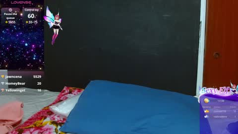 Stefanny lopez online show from December 2024 12:16:01 PM