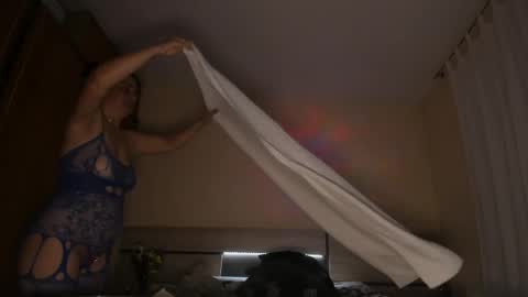 Snapshot of stefanyhotmilf chatting on May 2026 06:30:02 AM stefany online show from May 2026 06:30:02 AM