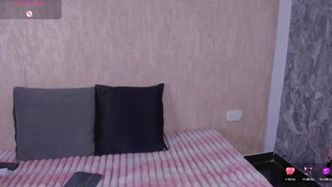 stefanyrousse online show from October 2025 11:09:02 AM