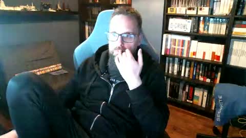 MeStef online show from April 2026 07:28:02 PM