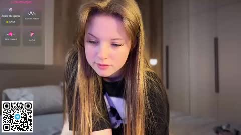 STEFI  Streams every day from 10 PM GTM1  online show from April 2026 07:00:01 AM