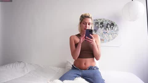 Snapshot of stefigirl chatting on February 2026 05:50:01 PM Stef online show from February 2026 05:50:01 PM