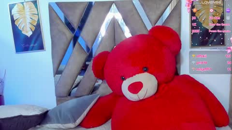 Snapshot of stela__gs chatting on January 2025 07:41:02 PM stella online show from January 2025 07:41:02 PM