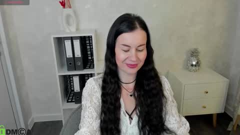 stella online show from October 2025 01:17:02 AM