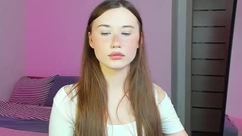 stella_sunny online show from November 2025 05:07:02 AM