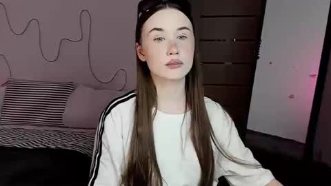 stella_sunny online show from January 2026 08:10:02 PM