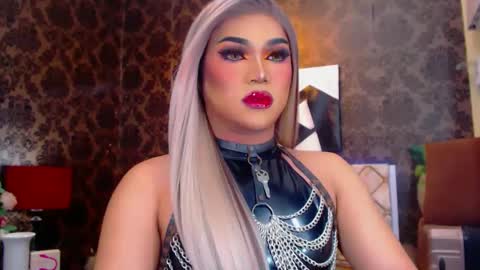 CALL ME STELLA online show from February 2025 09:57:02 AM