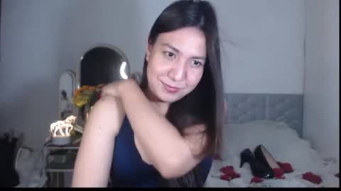 Snapshot of stellahugets chatting on October 2025 12:53:02 AM Stella online show from October 2025 12:53:02 AM