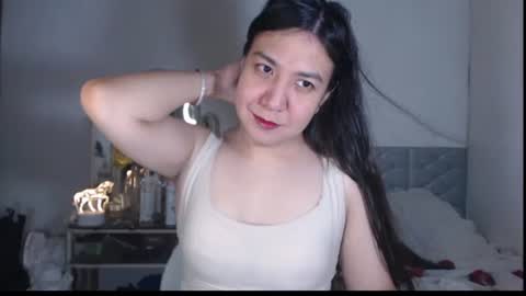 Snapshot of stellahugets chatting on October 2025 04:16:01 PM Stella online show from October 2025 04:16:01 PM