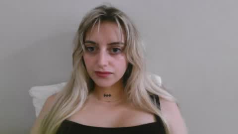 Snapshot of stellakinkygirl chatting on August 2026 08:50:01 AM Stella online show from August 2026 08:50:01 AM