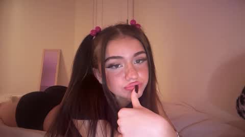 stellapearl online show from October 2025 07:26:02 AM