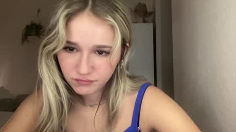 stellaraexox online show from January 2025 12:19:02 AM