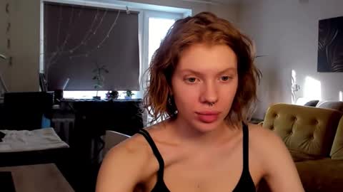 S T E L L A online show from February 2025 12:15:02 PM