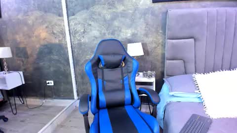 Stephane Rouss online show from September 2025 10:43:01 PM