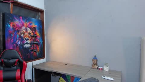 Stephane Rouss online show from October 2025 07:49:02 PM