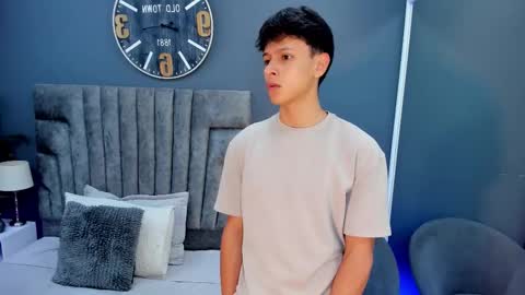 Stephane Rouss online show from October 2025 09:06:01 PM